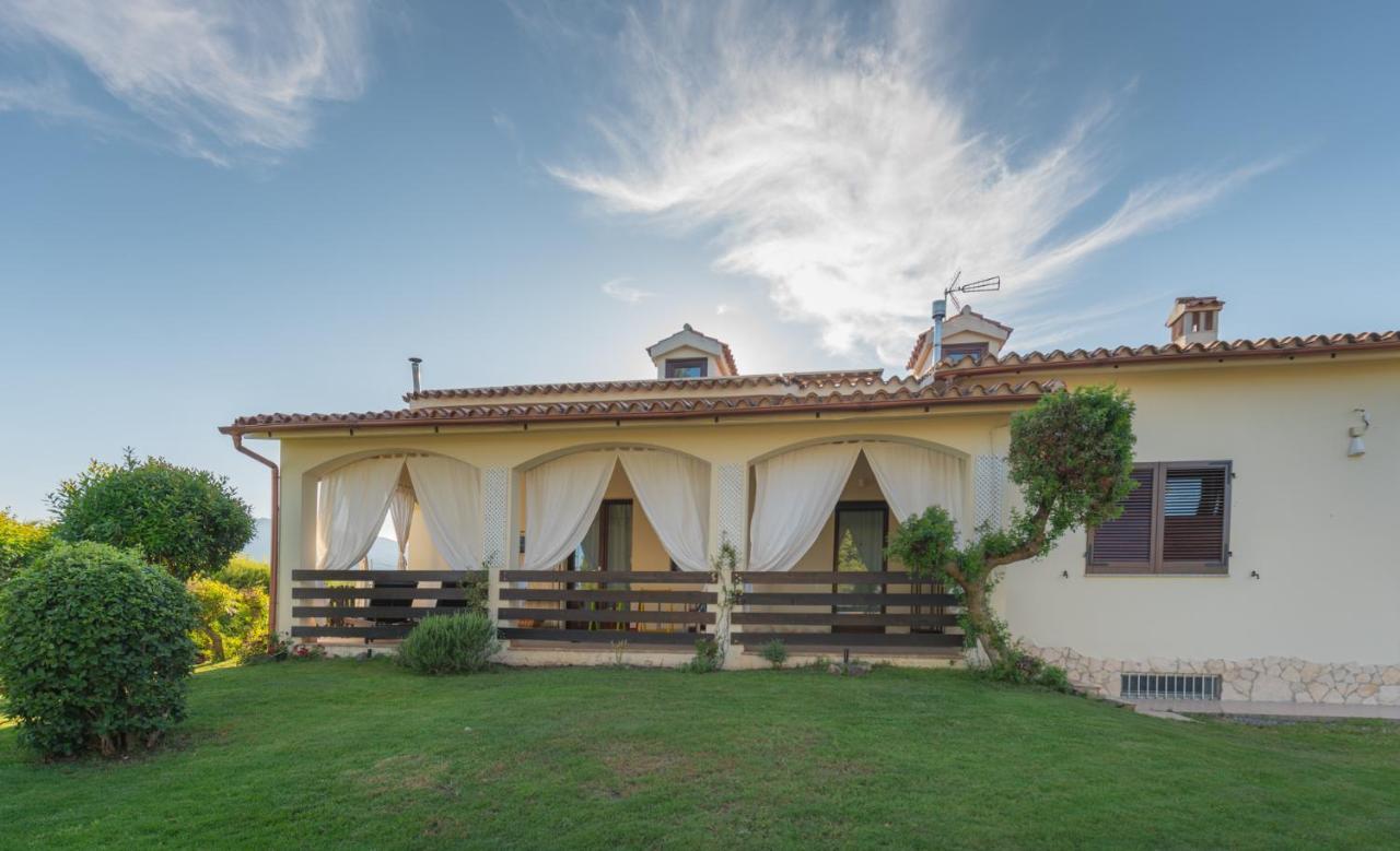Casa Fiore พูลา ภายนอก รูปภาพ